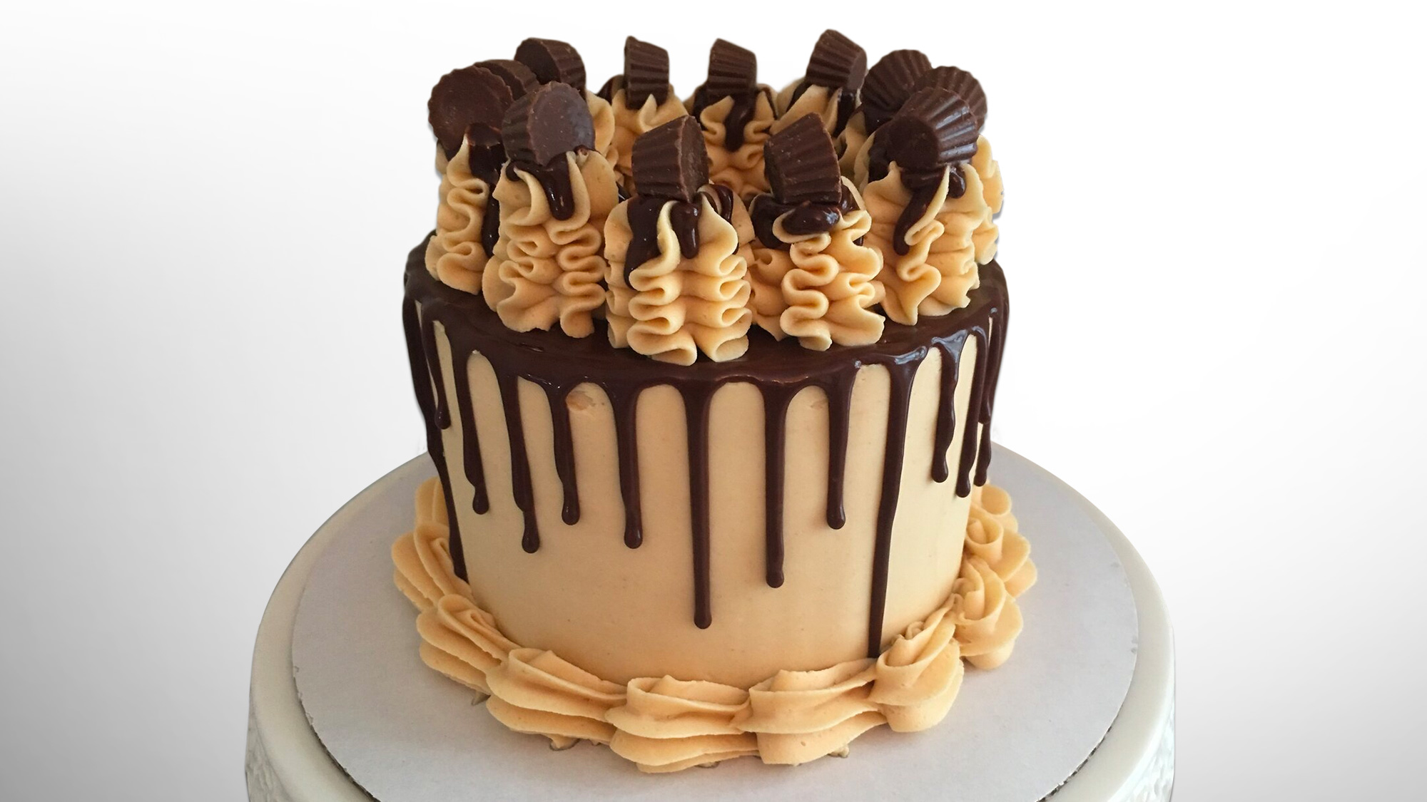 Reeses & Peanut Butter Cake