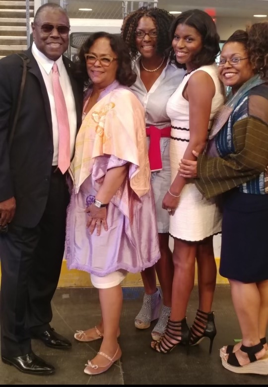 Joseph McCoy (Father), Judith McCoy (Mother), Meredeth McCraw (Oldest daughter) Melanie Thomas (Middle daughter), Myla McCoy (Youngest daughter)