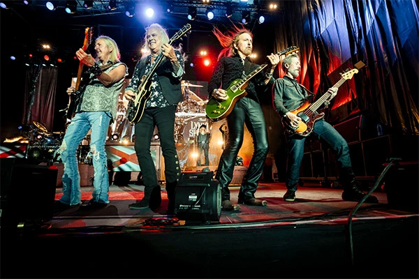 Approved Lynyrd Skynyrd Live Photos