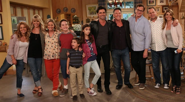 cast of Fuller House