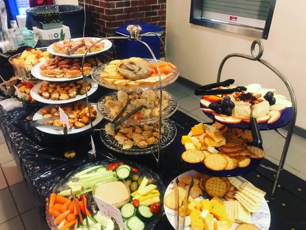 Heavy hor d'oeuvres buffet