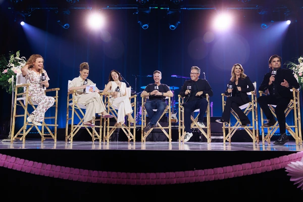 Jeff and cast of Fuller House speak to iHeart Radio