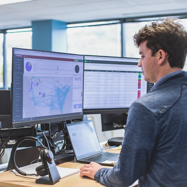 employee using Galileo software