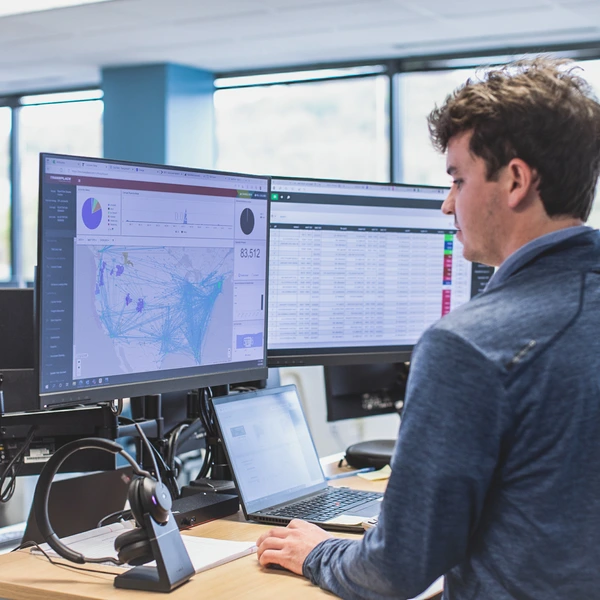 employee using Galileo software