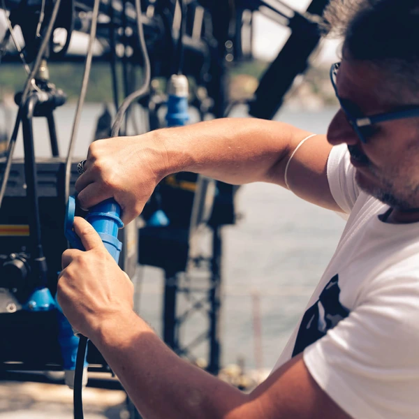 technician connecting power