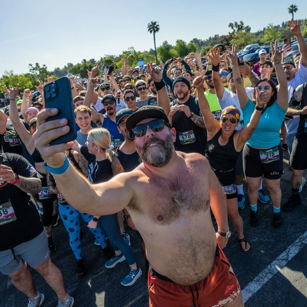 Bert and the runners at the first 2Bears5K